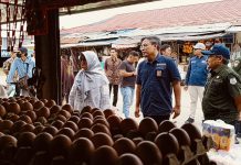 Jelang Bulan Ramadhan, Pemprov Sulbar Bersama TPID Lakukan Operasi Pasar di Sejumlah Titik