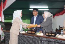 Hadiri Pandangan Fraksi DRPD Sulbar Terkait RAPBDP 2024, Sekprov Beri Apresiasi