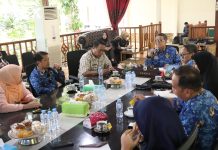 Sekprov Sulbar Pimpin Rapat Penjelasan Status Tanah Gedung Farmasi