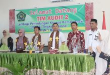 PELAKSANAAN PENDAMPINGAN AUDIT KEDUA (LPKRA) DI MTsN MAMUJU, KADIS P3AP2KB SULBAR SAMPAIKAN PENTINGNYA UPAYA PERLINDUNGAN ANAK