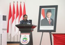Sampaikan Jawaban Gubernur Terhadap Pandangan Fraksi, Plh Sekprov Sulbar Harap Pembahasan RAPBD 2025 Berjalan Lancar