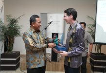 Australia Gelar Kursus Energi Terbarukan Australia Awards di Mamuju, Lantara Udara Terbersih di Asia Tenggara
