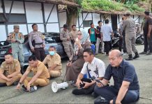 Aliansi Masyarakat Gentungan Raya Menolak Tambang Pasir Milik CV. Sinar Harapan : Komisi II DPRD Sulbar Bersama OPD Akan Tinjau Titik Lokasi Tambang