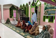 Tingkatkan Nilai Religius, Anggota DPRD Sulbar Dra. Hj. Jumiaty Aktif Mengikuti Pengajian Rutin Bulanan di Desa Galung Lombok