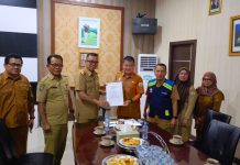 Kominfo Sulbar Serahkan Aplikasi SIPEMUDA ke Dispora : Langkah Maju Digitalisasi Pemerintahan