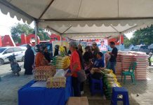 Pemprov Sulbar Gelar Pasar Murah di Sekitaran Stadion Manakarra, Pergerakan Harga Beras Mengalami Penurunan