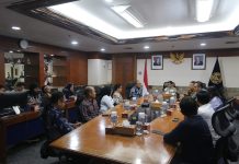 Bertemu Kemenparekraf, Suhardi Duka: Sandeq Silumba Layak Tampil di Panggung Internasional