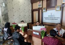 Dorong Pejabat DPMPTSP Rasakan Langsung Dinamika Pelayanan Publik di Meja Pelayanan
