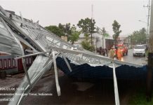 Pusdalops BPBD Sulbar Terima Laporan Kejadian Angin Kencang di Majene