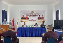 Perawat Ujung Tombak Kesehatan, Kadinkes P2KB Sulbar Tekankan Sinergi di Rakerwil PPNI