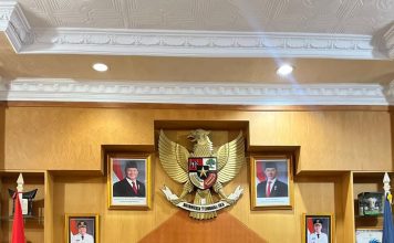 Kepala BKPSDM Sulbar Serahkan Hasil Seleksi Tiga Besar JPT Pratama Mamasa, Proses Berjalan Transparan dan Profesional