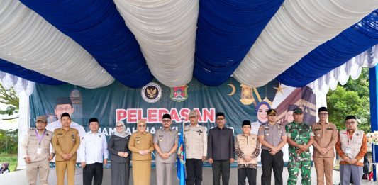 Gubernur Suhardi Duka Lepas 393 Jemaah Haji Mamuju, Tekankan Ibadah Haji Bukan Sekedar Mampu
