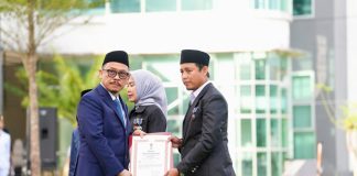 Hardiknas 2026 di Sulbar, Gubernur Suhardi Duka Anugerahkan Satyalancana untuk ASN Berdedikasi