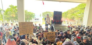 DPRD Sulbar Terima Aksi Damai, Aliansi Masyarakat Nyatakan Dukungan Program MBG