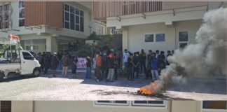 Dituding Sarang Proyek Bermasalah, Kantor BWS V Sulbar Disegel Demonstran