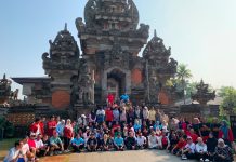 Badan Penghubung Sulawesi Barat Hadiri Senam Bersama dan Rapat Kolaborasi TMII dengan Anjungan Daerah