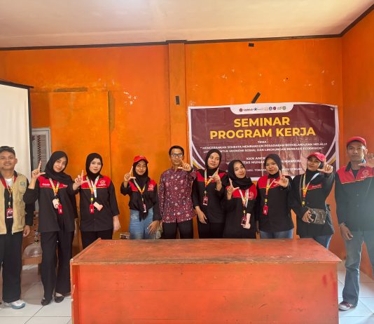 KKN UNIMAJU Angkatan VI Dorong Literasi dan Pembinaan Keagamaan di Desa Mahahe