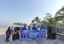 Semarak HUT ke-25 Partai Demokrat, DPC Demokrat Pasangkayu Gelar Gerakan Langit Biru Indonesia Asri di Pantai Bambaloka