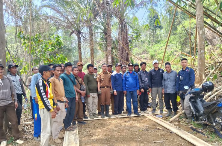 Camat Tapalang Barat Tinjau Batas Desa, Sungai Ahu Disebut Jadi Pembatas Desa Antara Tanete Pao dan Labuang Rano