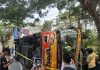 Bus Neo Trans Kecelakaan Tunggal di Pendakian Pintu Gerbang Salupangi Mamuju, Sopir dan Penumpang Dilarikan ke RS